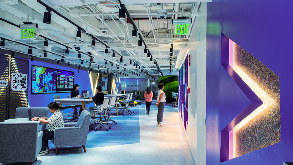 Accenture Invests in GoUpscale to Elevate Wealth Management Engagement